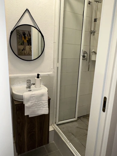 1 Bedroom Apartment with balcony