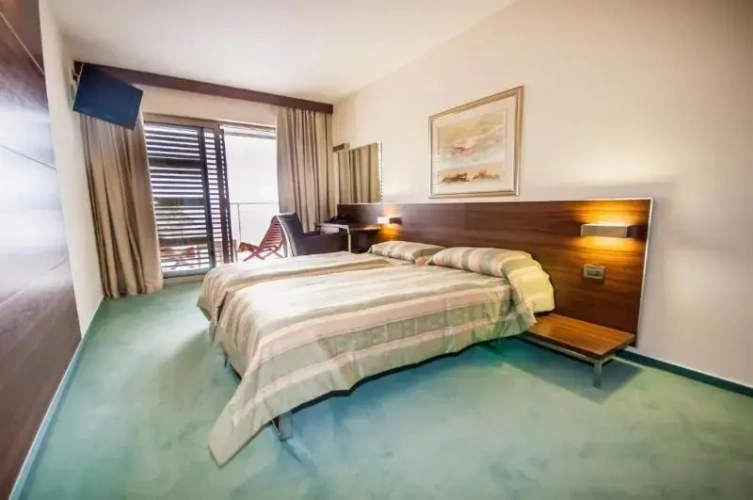 Superior Double room with balcony and with sea view