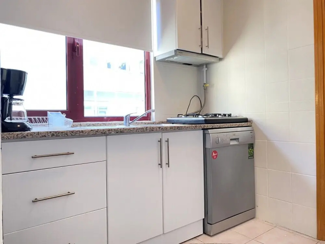 Central Flat With Balcony and Terrace in Sisli