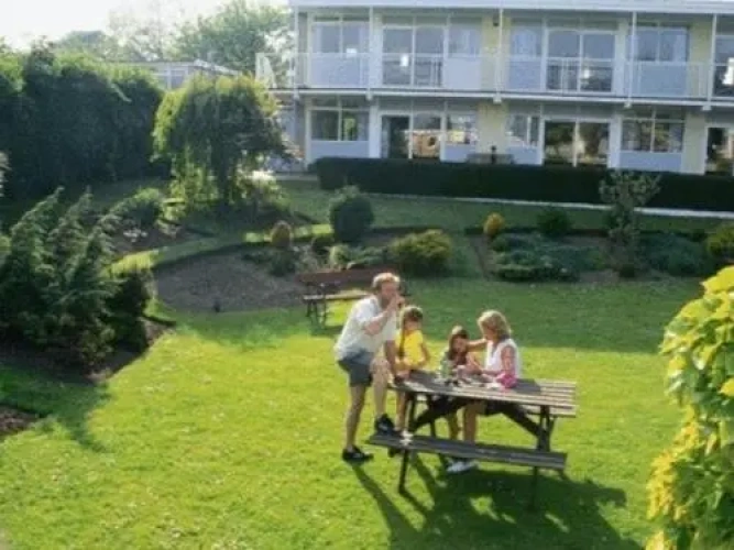 Double Cottage