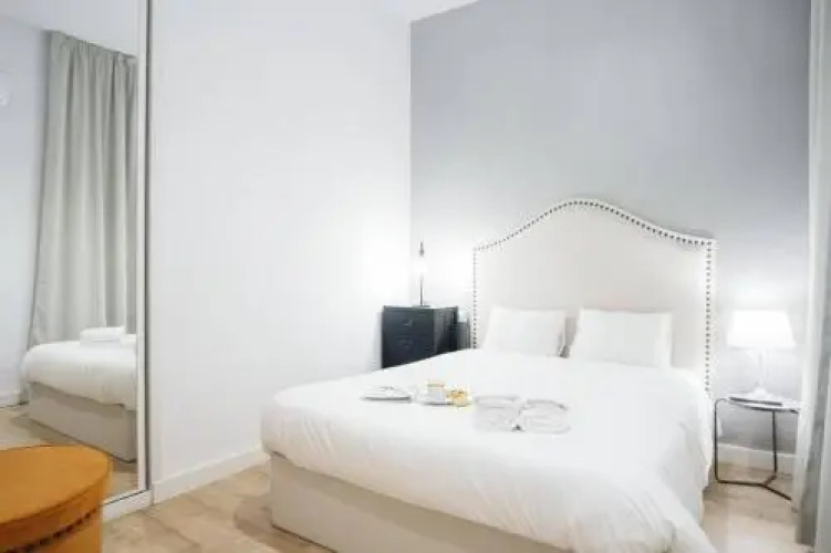 Homeabout Cibeles Apartment Ii