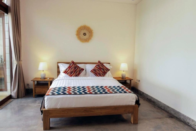 2 Bedrooms Villa
