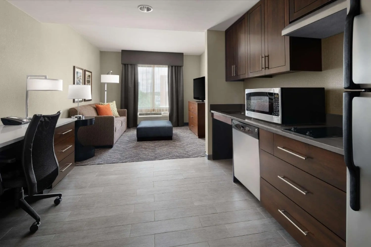 Quadruple Suite