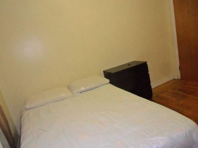 Eastern Parkway Guest House
