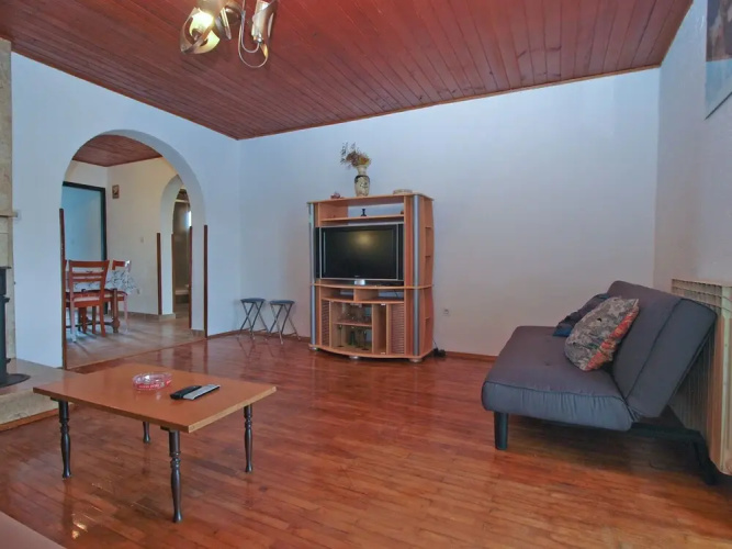 Apartment 1954