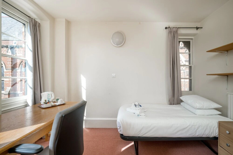 Altido 4-Bed Apt Inside Keble College