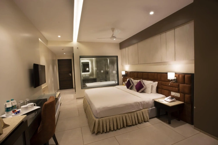Luxury room