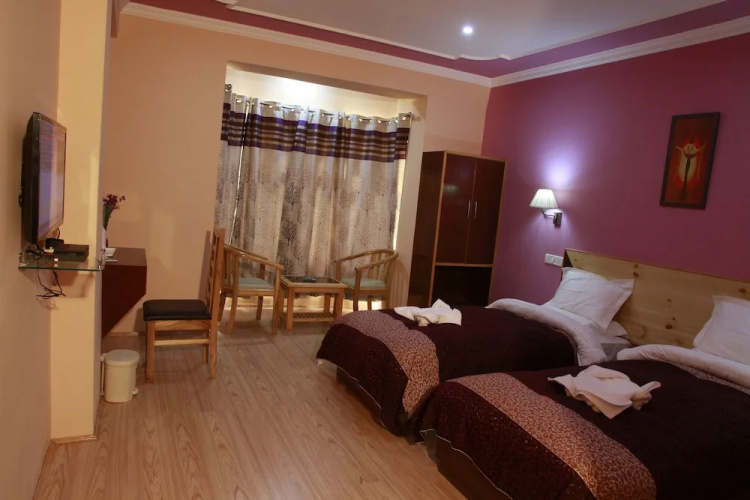 Royal Holiday Hotel