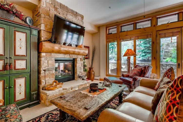 3 Bedroom Condo