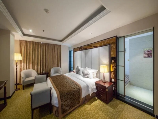 Very Nice Hotel