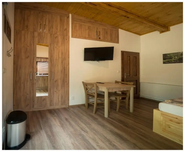 2 Bedrooms Double Chalet