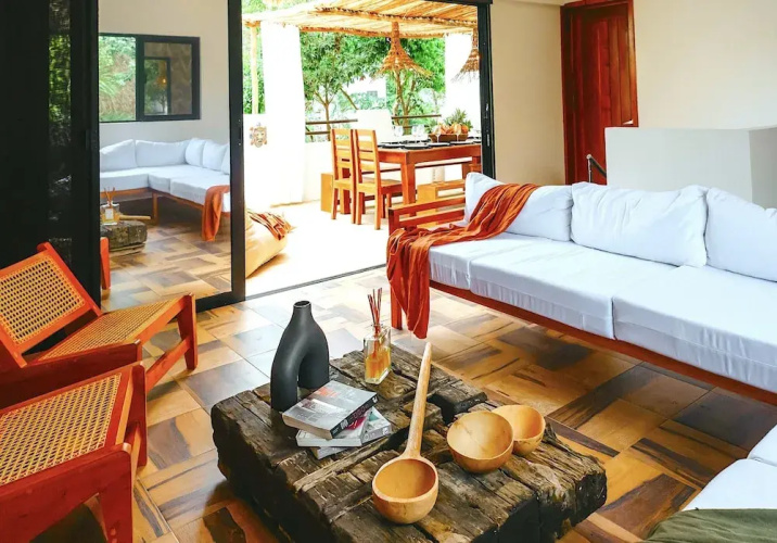 Awesome jungle villa with pool La Veleta