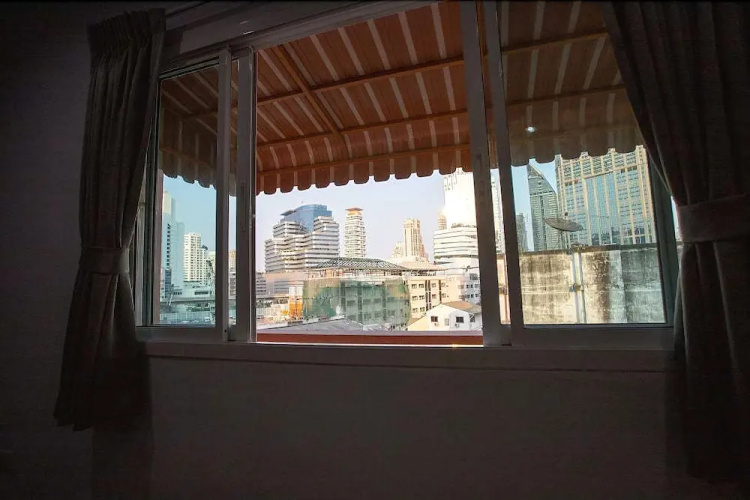 Ink 18/2 Hostel (Sukhumvit 22)