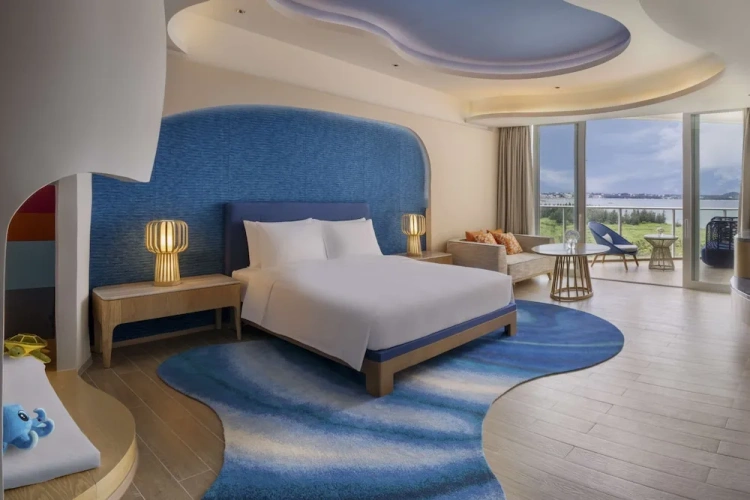 Deluxe Double Family Club room with ocean view