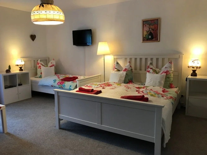 Standard Triple room with balcony