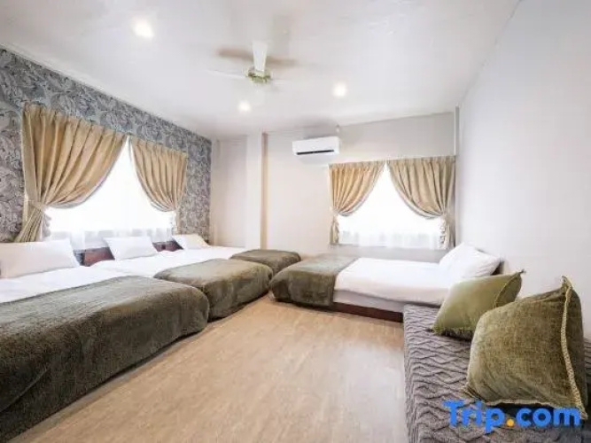 POCO_4 bedrooms with 3 bathrooms