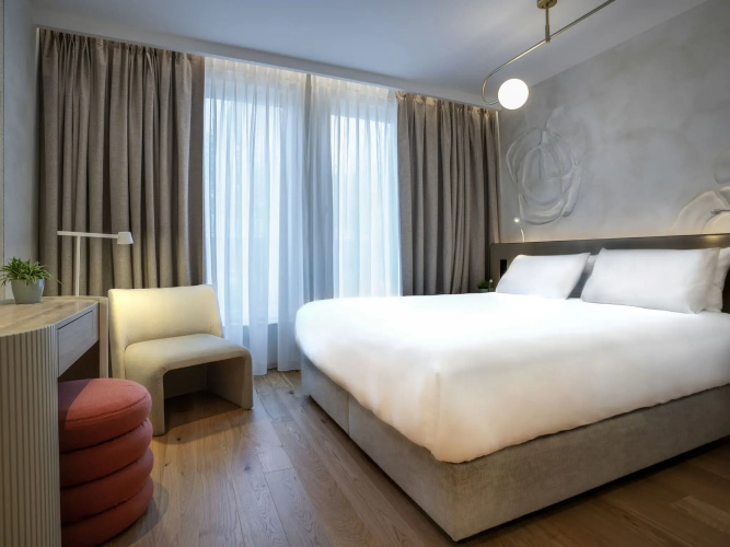 Deluxe Double room
