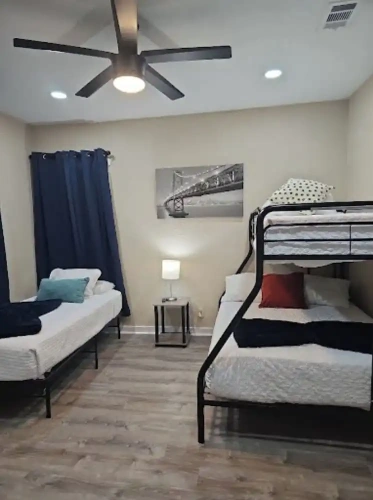3 Bedrooms Cottage
