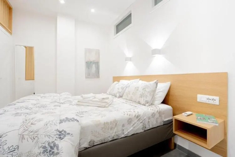 Eos Elegant Apartment & Suites