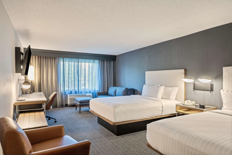 Deluxe Quadruple room