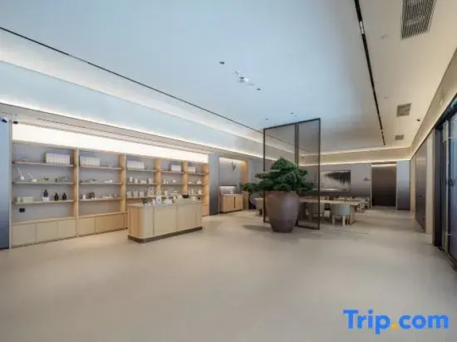 Ji Hotel (Wuhan Erqi Riverside High-Rise River View )