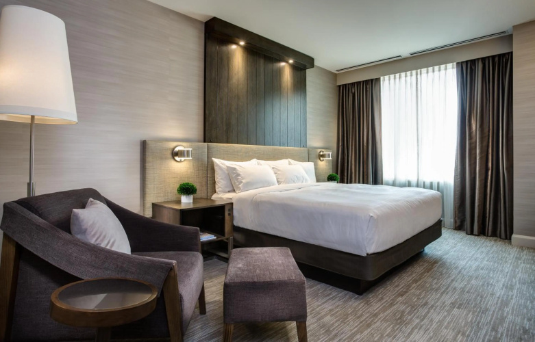 Hyatt Centric Chicago Magnificent Mile photo 7