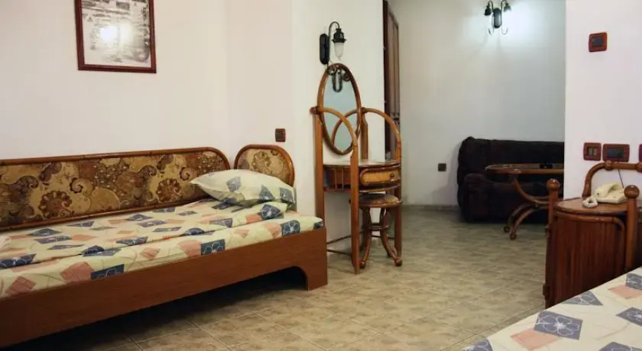 Rony Hotel