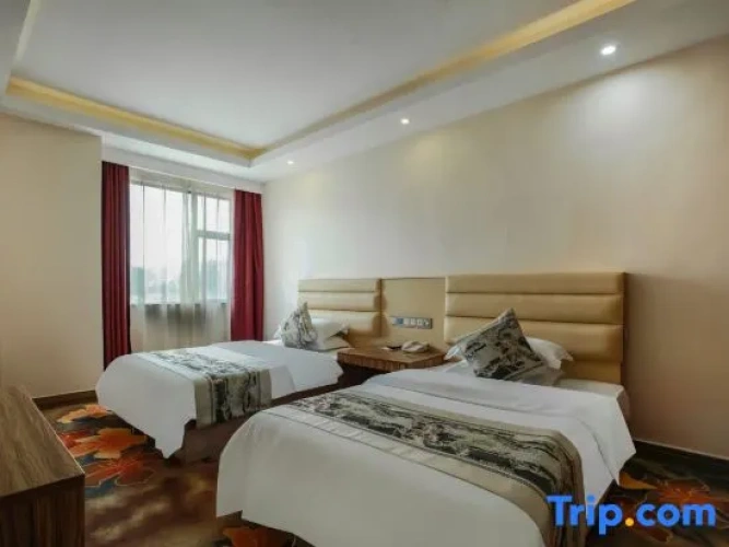 Executive Quadruple Suite