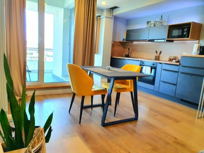 1 Bedroom Double Apartment