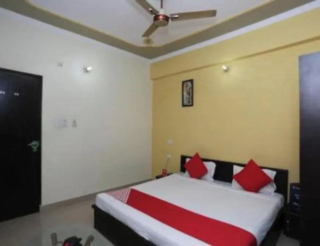 Hotel S K Palace