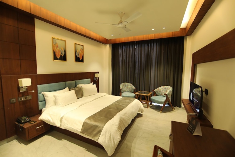 Superior room