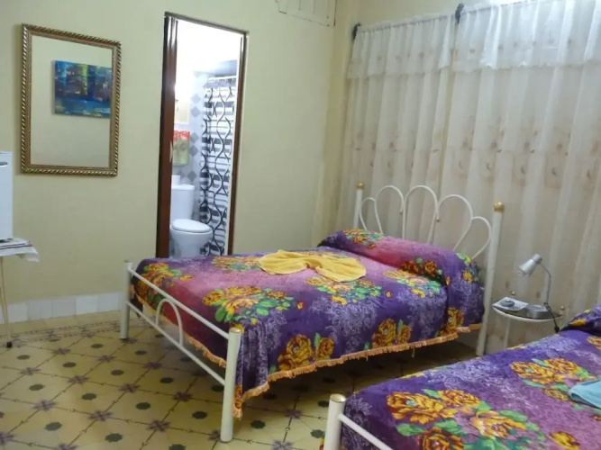 Hostal Colon 271