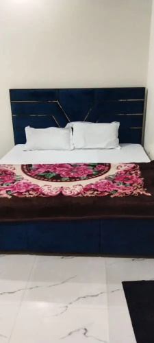 Goroomgo Kunj Residency Mathura