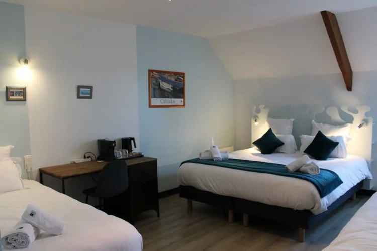 Comfort Quadruple room with garden view