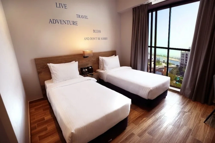 Deluxe Twin room