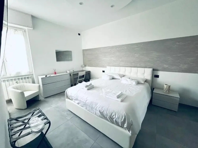 Deluxe Double room with balcony and with city view