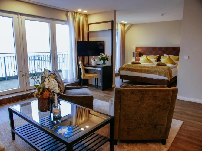 Superior Double room with balcony
