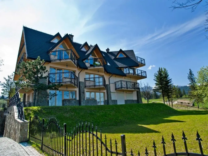 Superior Apartment