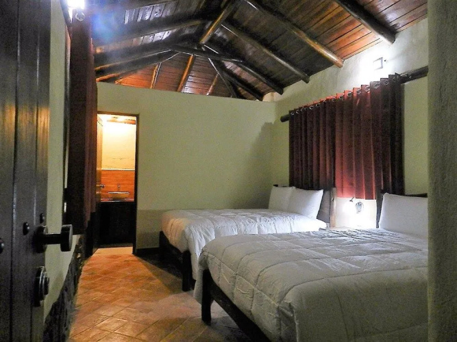 Cantua Hotel