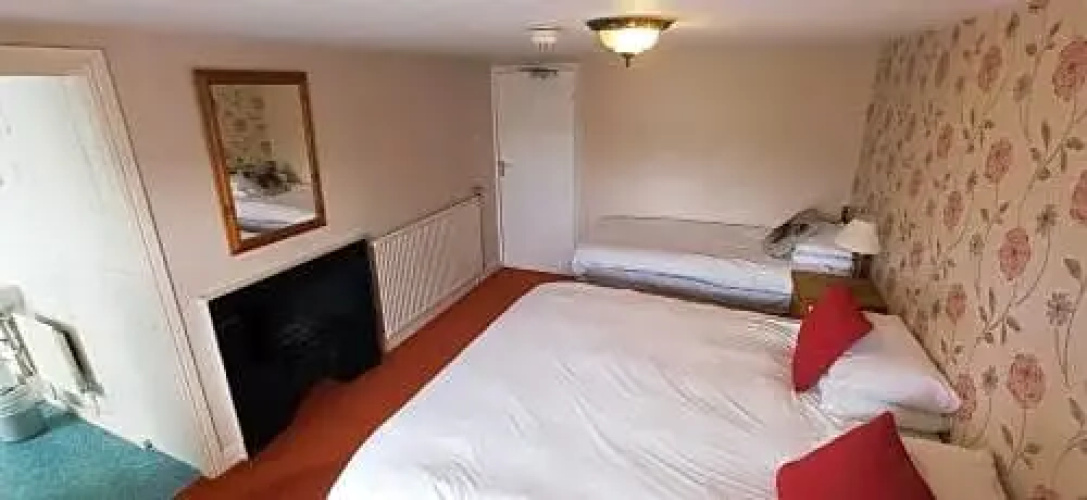 Kings Arms Hotel