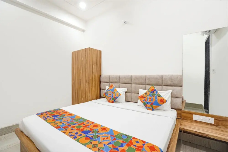 Fabhotel Devi Heritage