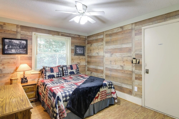 3 Bedrooms Cottage
