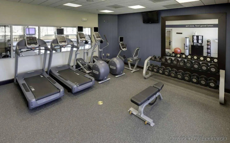 Hampton Inn & Suites Cleveland-Beachwood photo 24