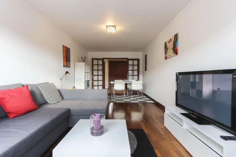1 Bedroom Apartment with balcony