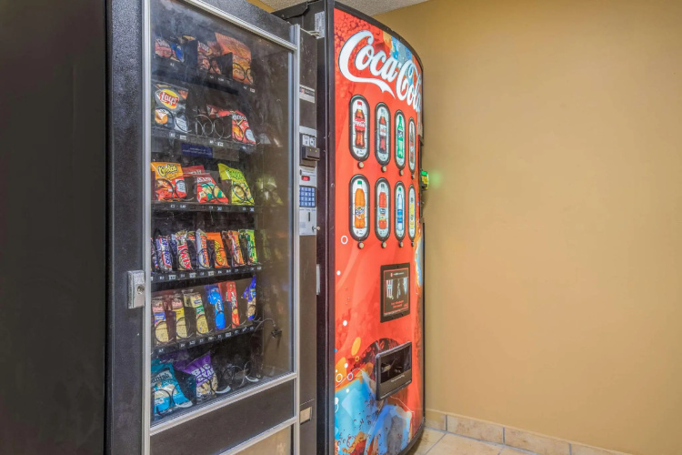 Rodeway Inn & Suites