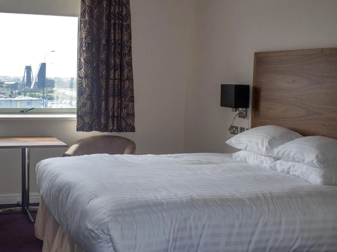Standard room with city view