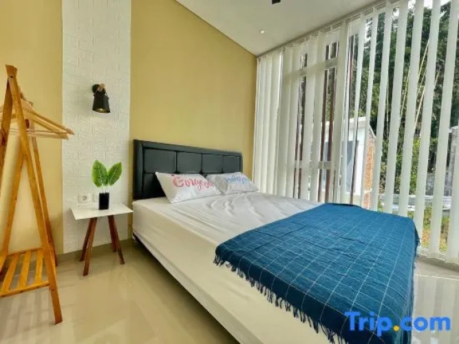 2 Bedrooms Villa