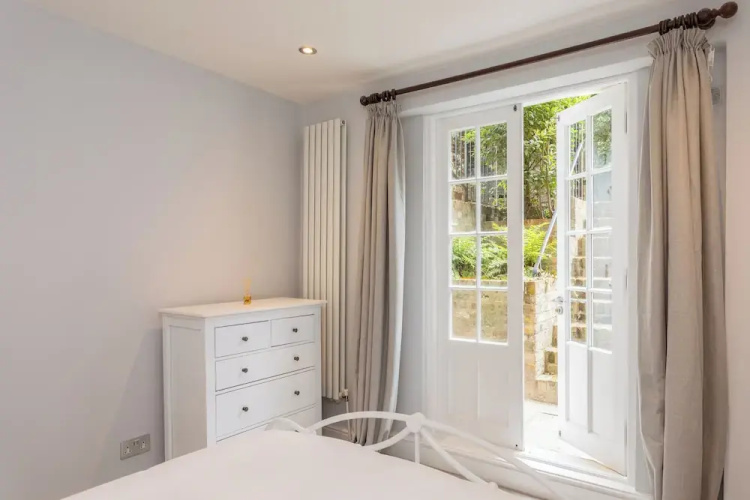 Two Bed Notting Hill Gem