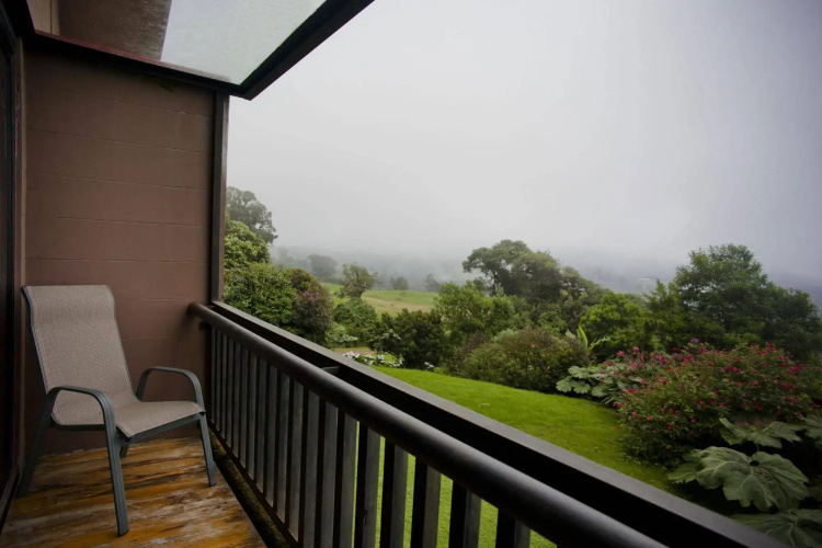 Poas Volcano Lodge