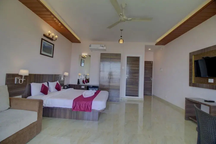 Rainforest Restaurant & Villa's